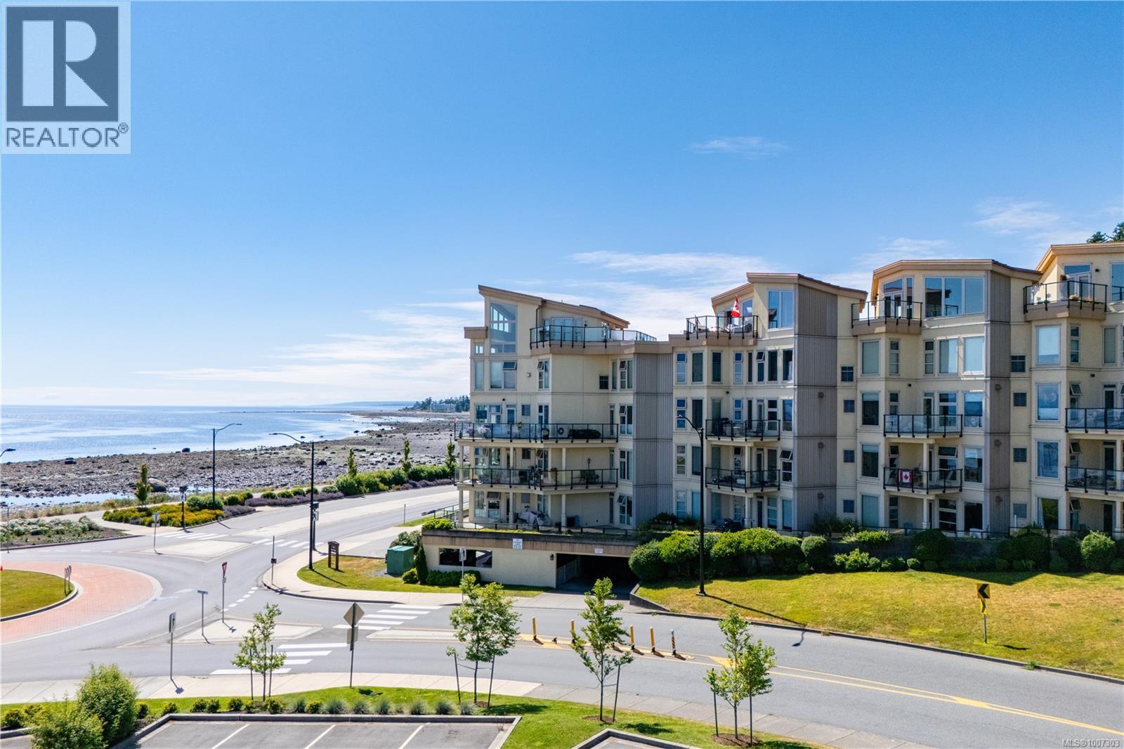 1392 Island Hwy S, Campbell River - Exteriors - Full Complex View - Photo 13