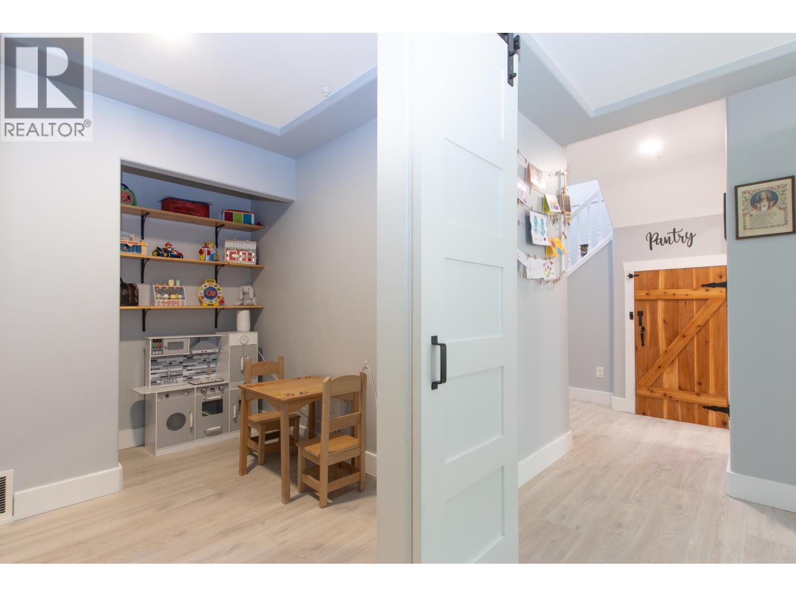 36 2401 MAMQUAM ROAD, Squamish