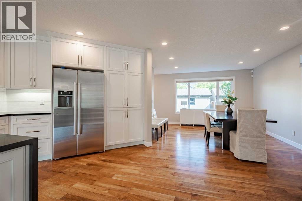 Single Family House for Sale in   Avenue NW West Hillhurst Calgary 