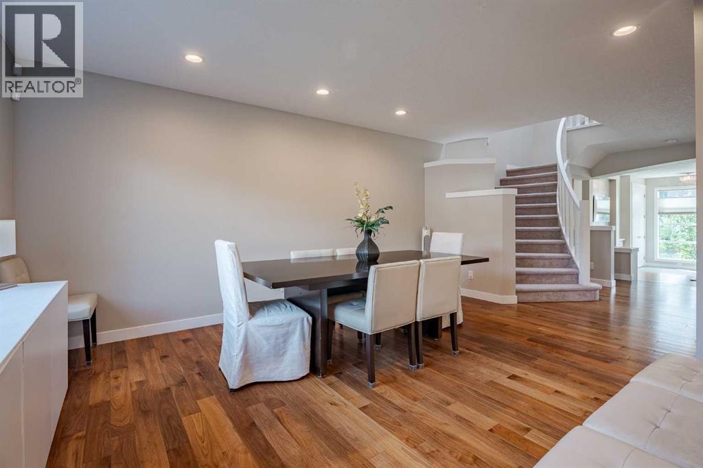 Single Family House for Sale in   Avenue NW West Hillhurst Calgary 