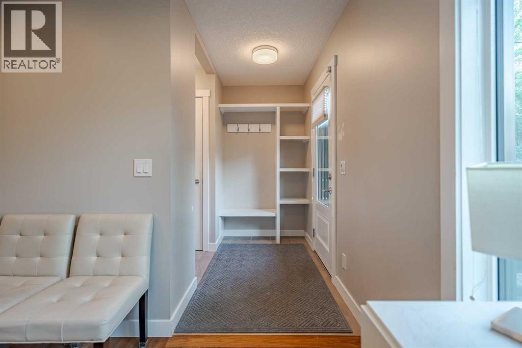 Single Family House for Sale in   Avenue NW West Hillhurst Calgary 