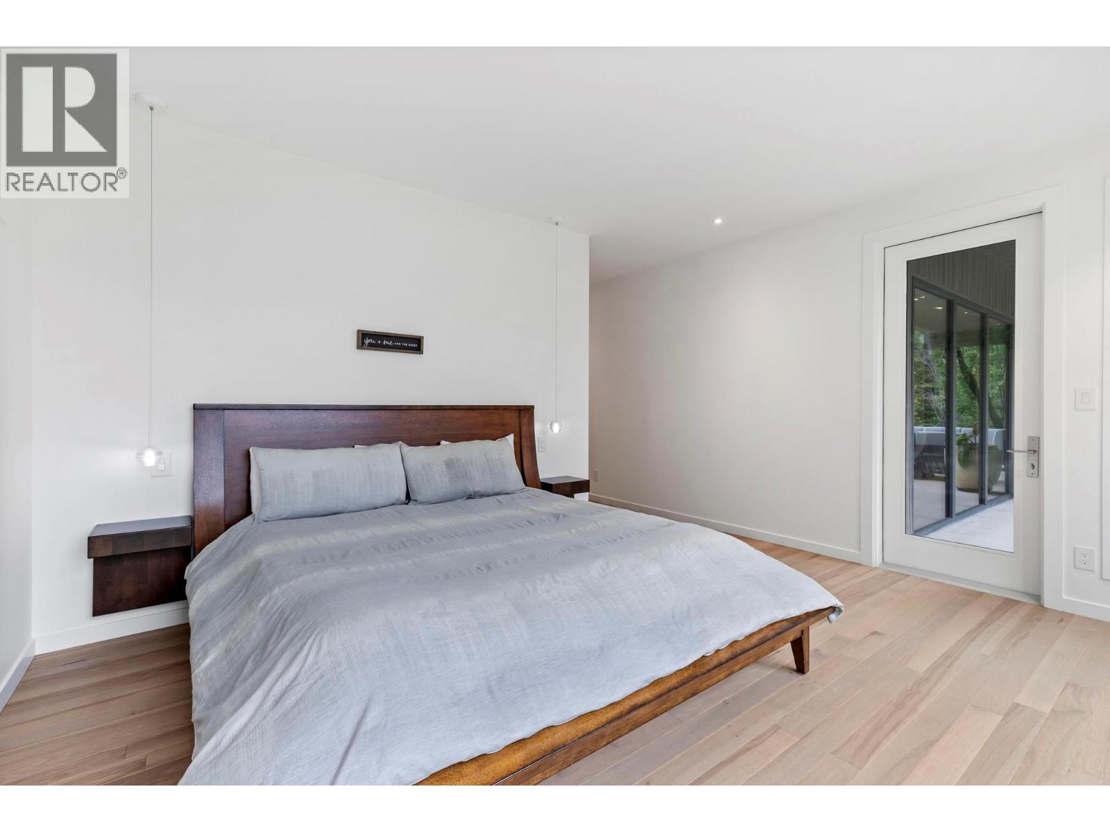 5147 Sunset Drive, Eagle Bay