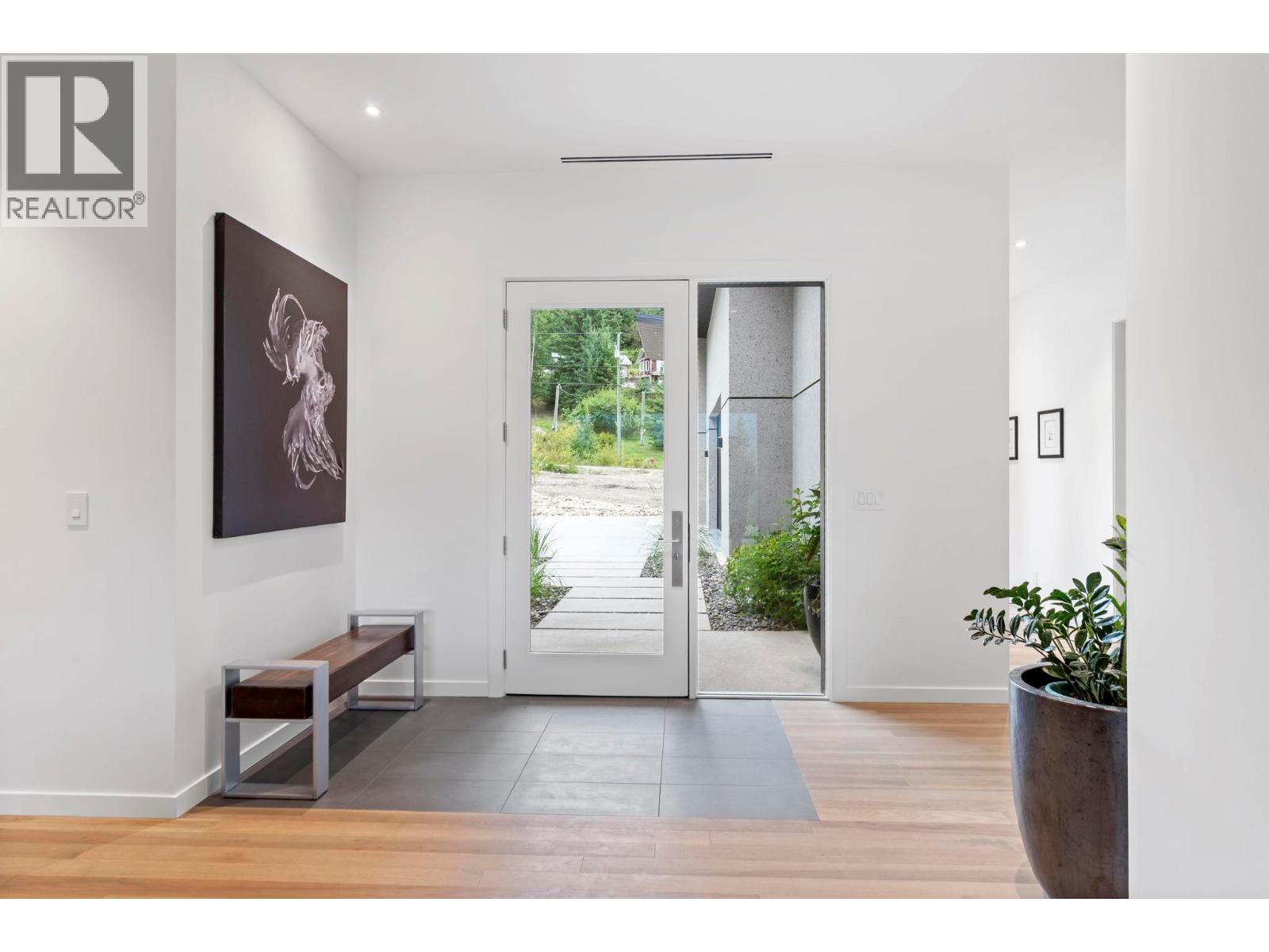 5147 Sunset Drive, Eagle Bay