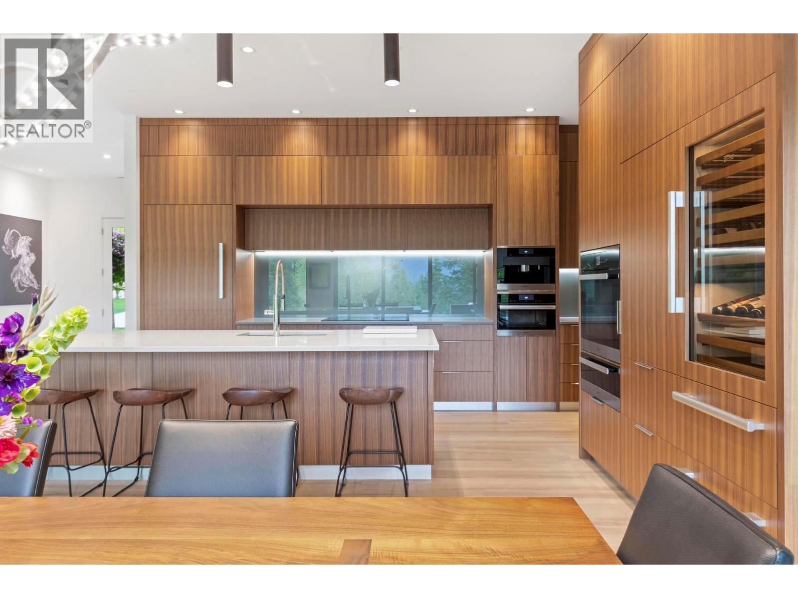 5147 Sunset Drive, Eagle Bay