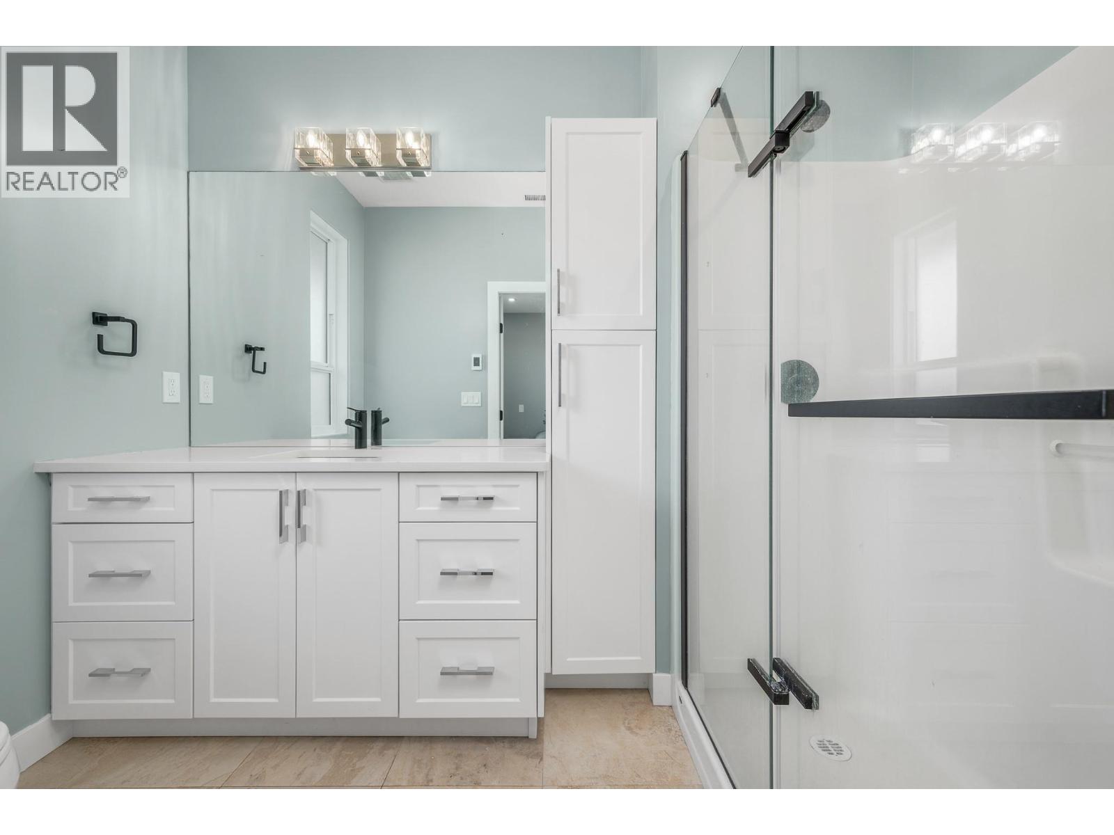 528 Loon Avenue - 10