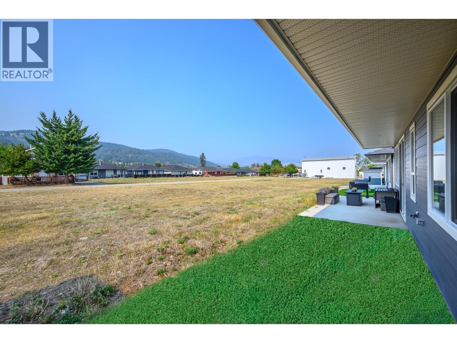 528 Loon Avenue - 26