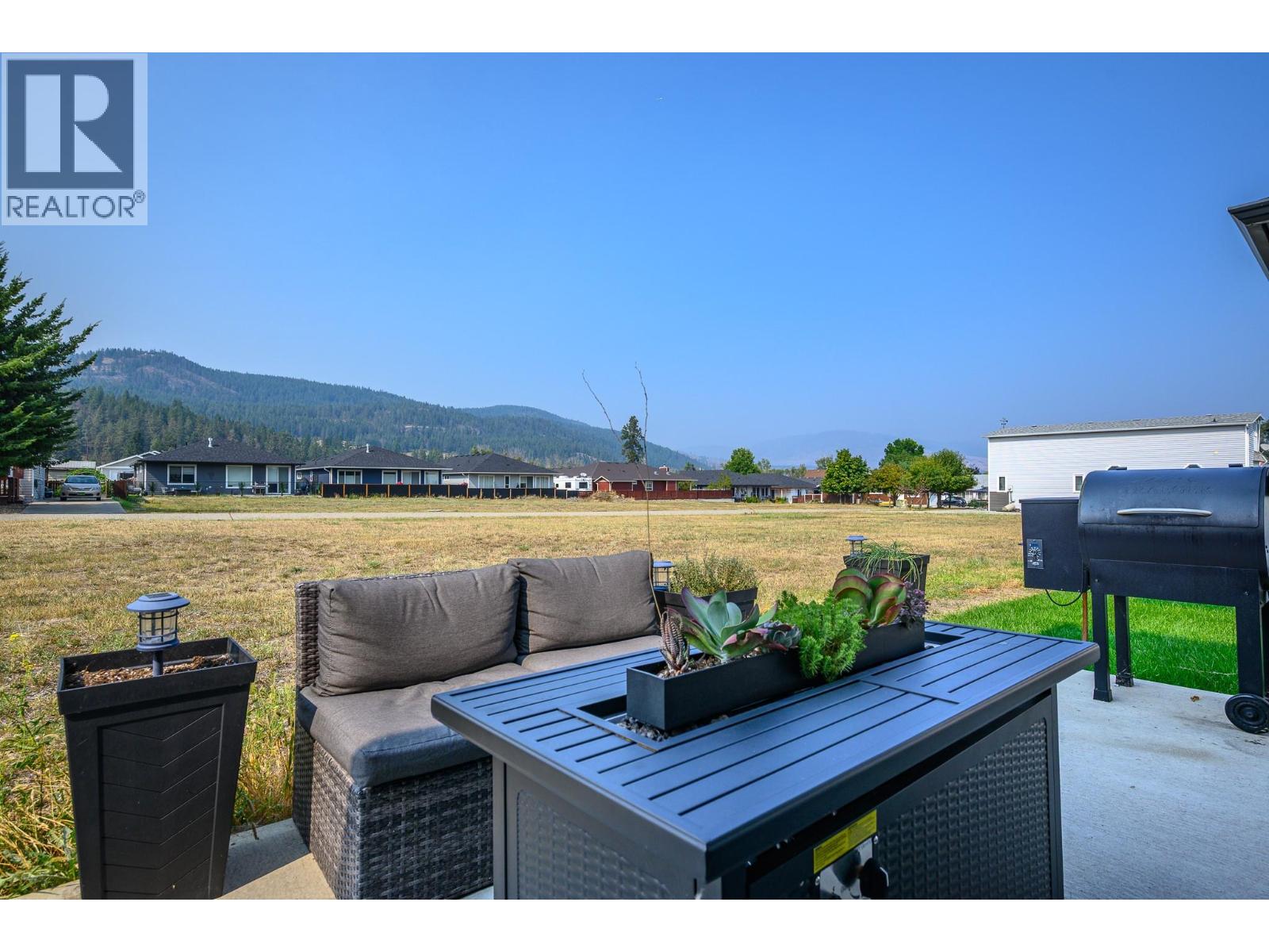 528 Loon Avenue - 30
