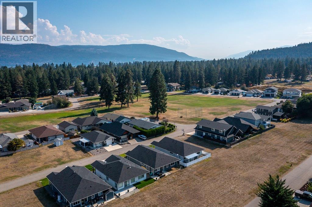 528 Loon Avenue - 38
