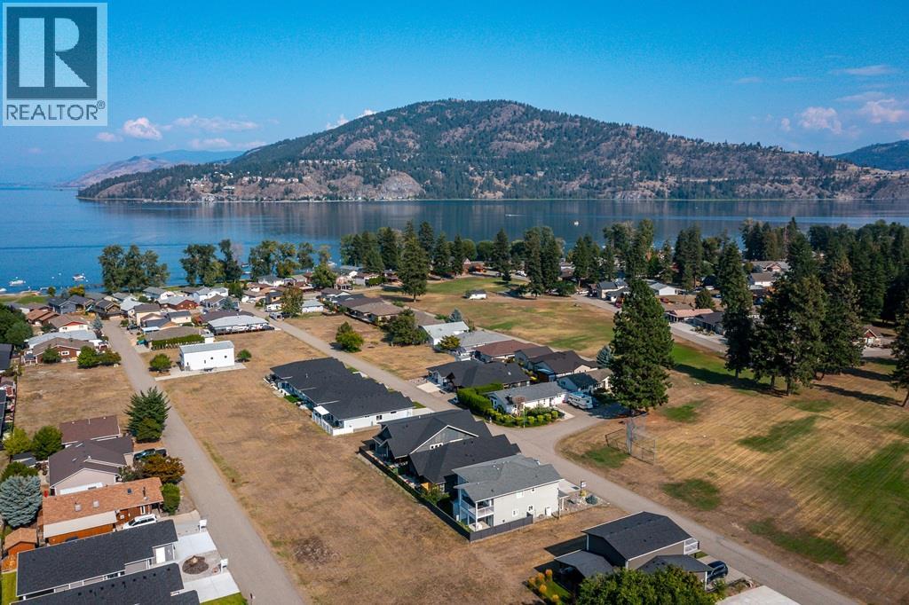 528 Loon Avenue - 39
