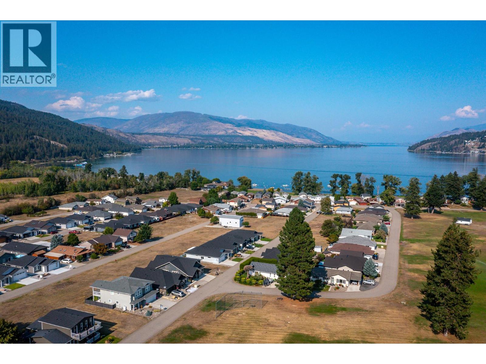 528 Loon Avenue - 40