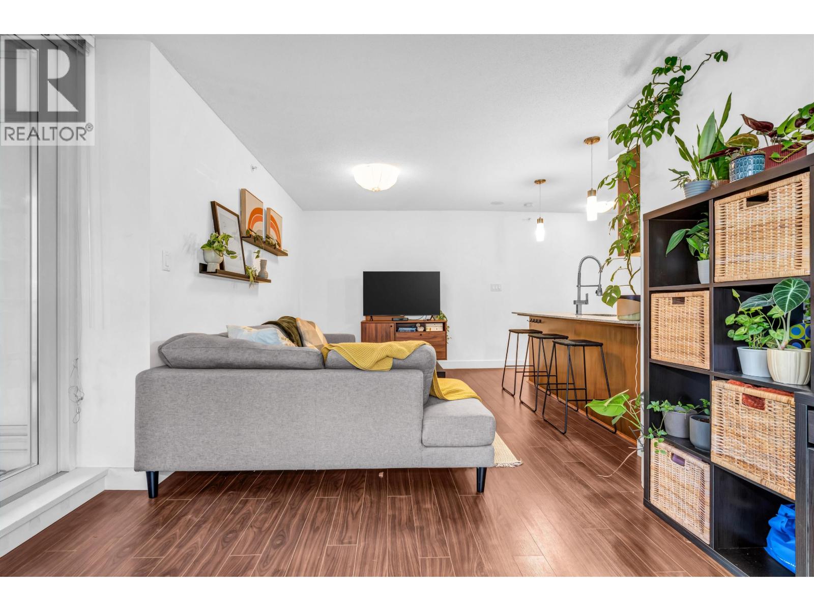 905 8068 WESTMINSTER HIGHWAY, Richmond