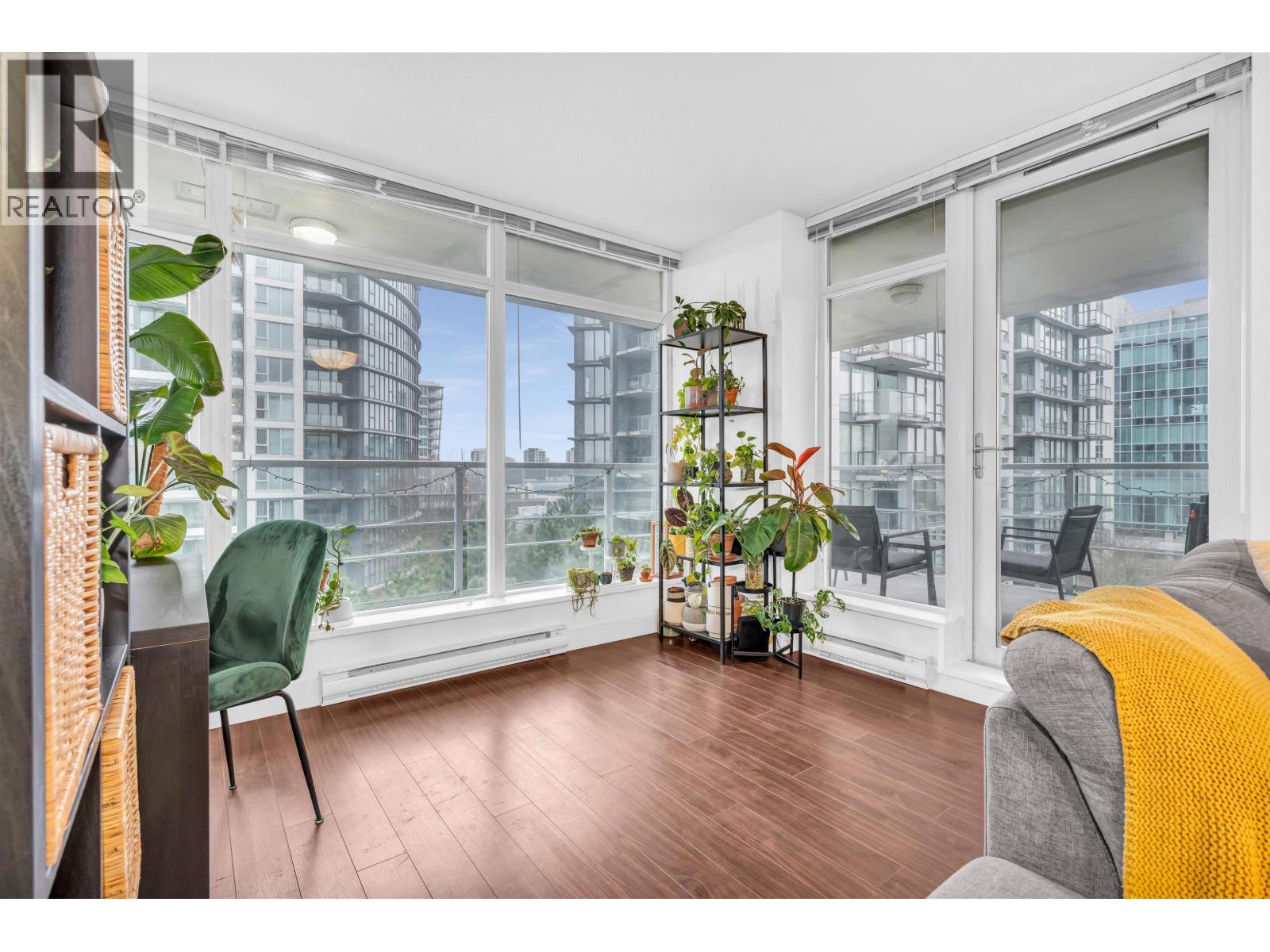905 8068 WESTMINSTER HIGHWAY, Richmond