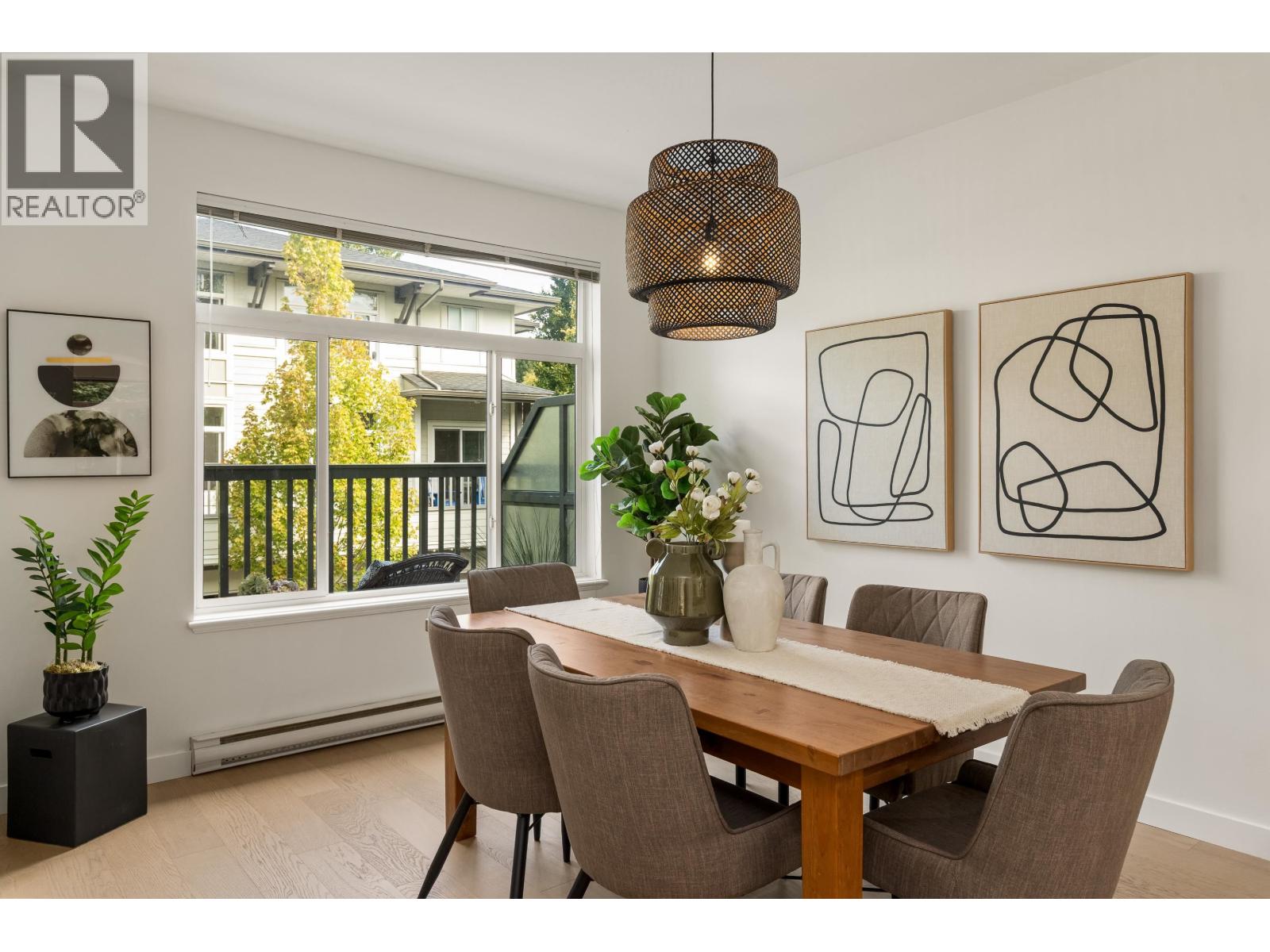 41 40632 GOVERNMENT ROAD, Squamish