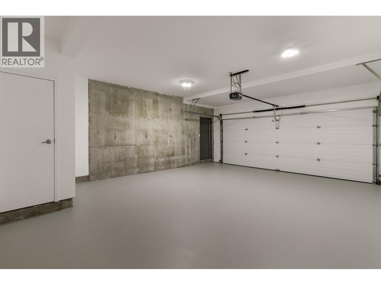 41 40632 GOVERNMENT ROAD, Squamish