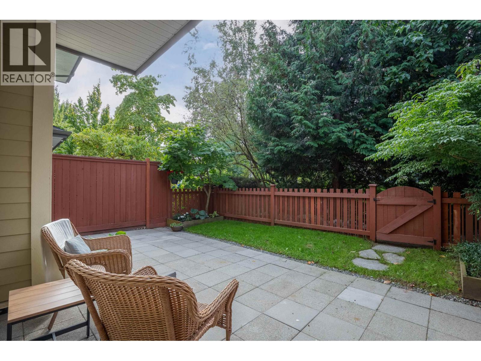 41 40632 GOVERNMENT ROAD, Squamish