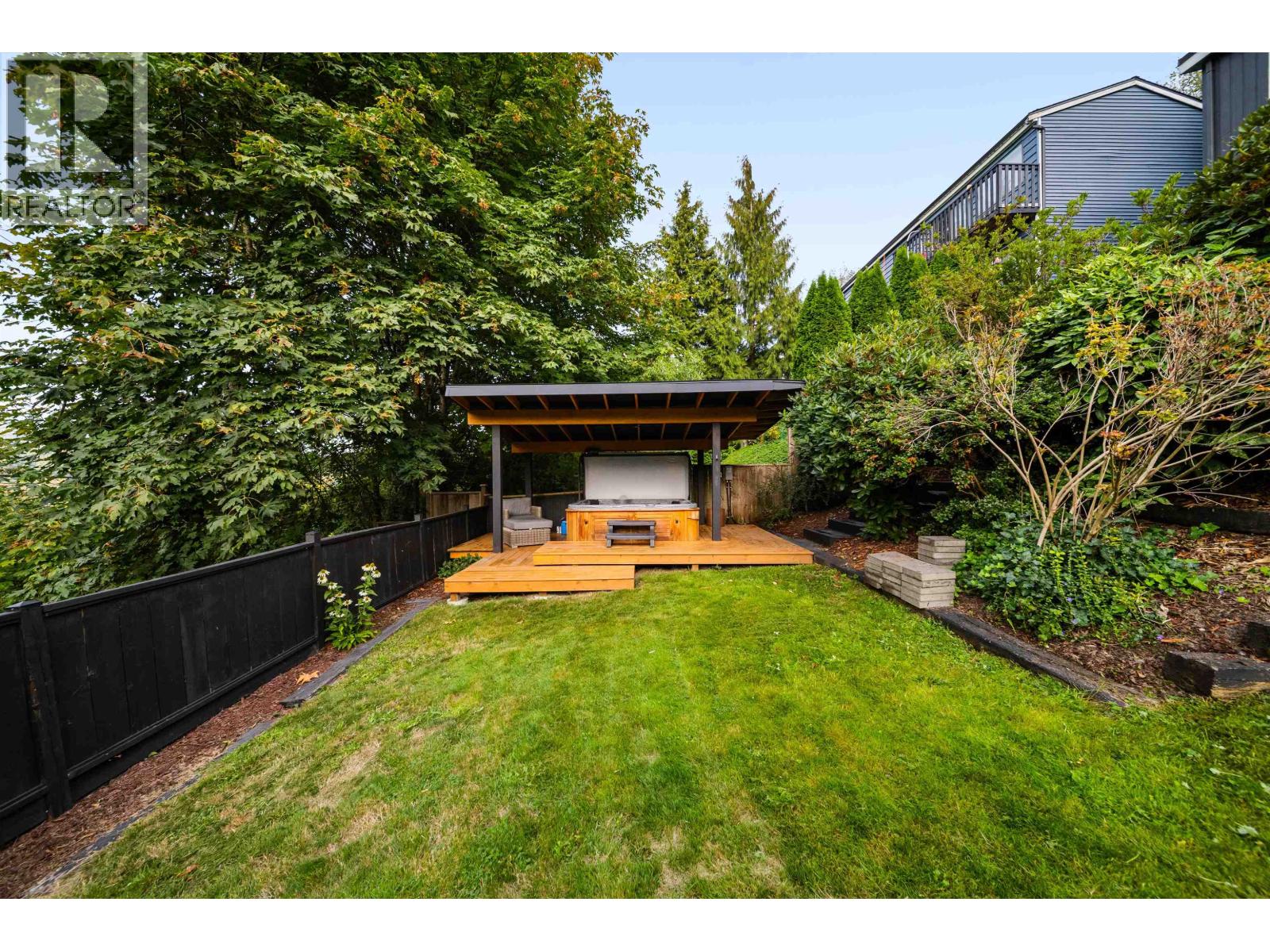 4 NOBLE COURT, Port Moody