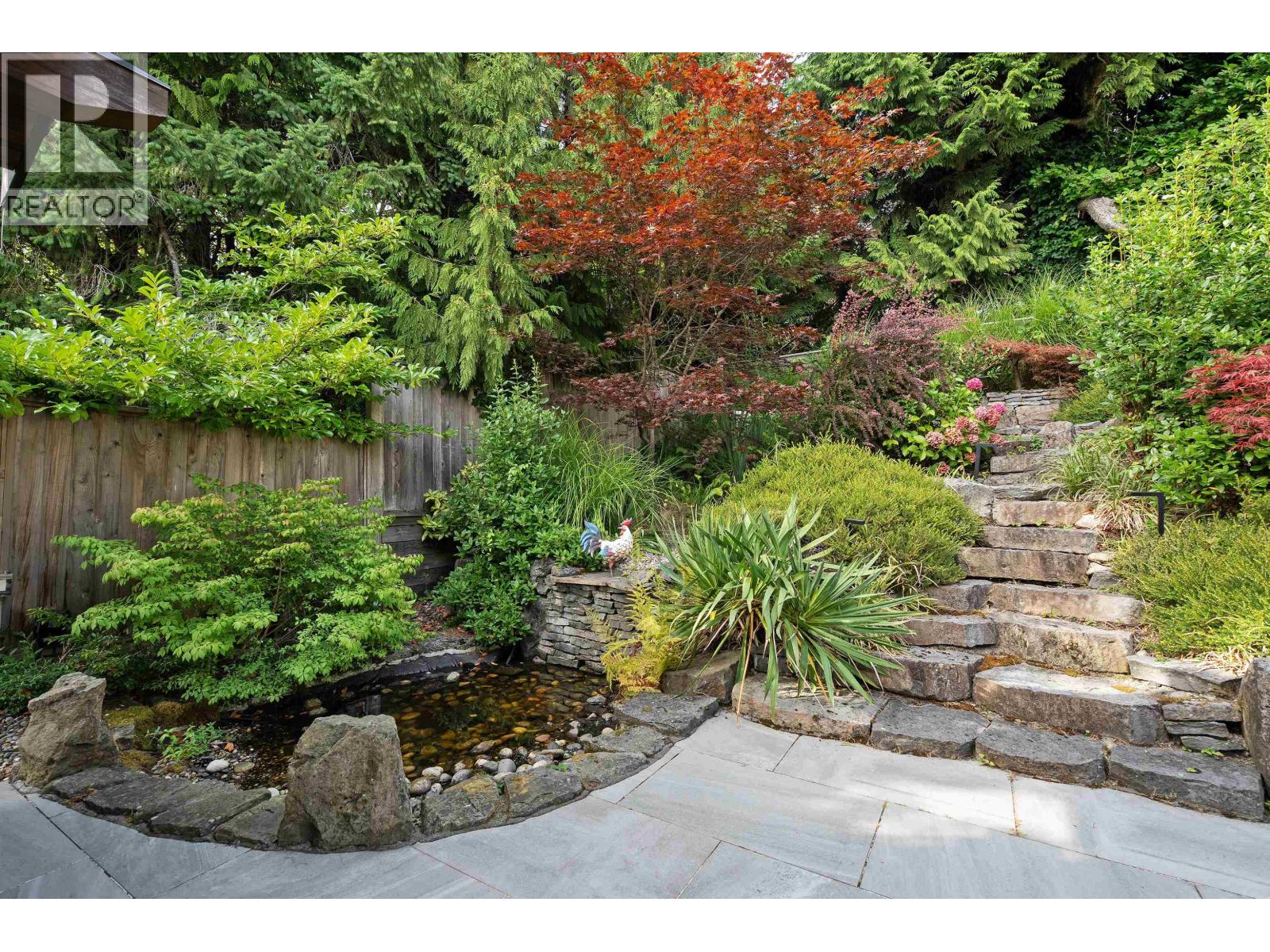 2643 NELSON AVENUE, West Vancouver