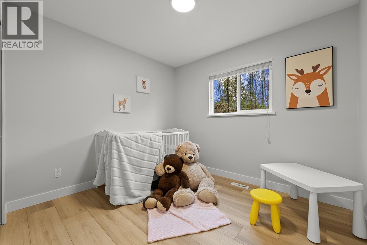 3055 ROTHBURY PLACE, Burnaby