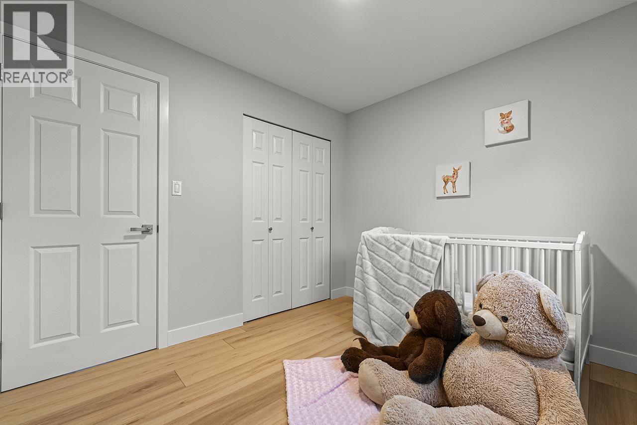 3055 ROTHBURY PLACE, Burnaby