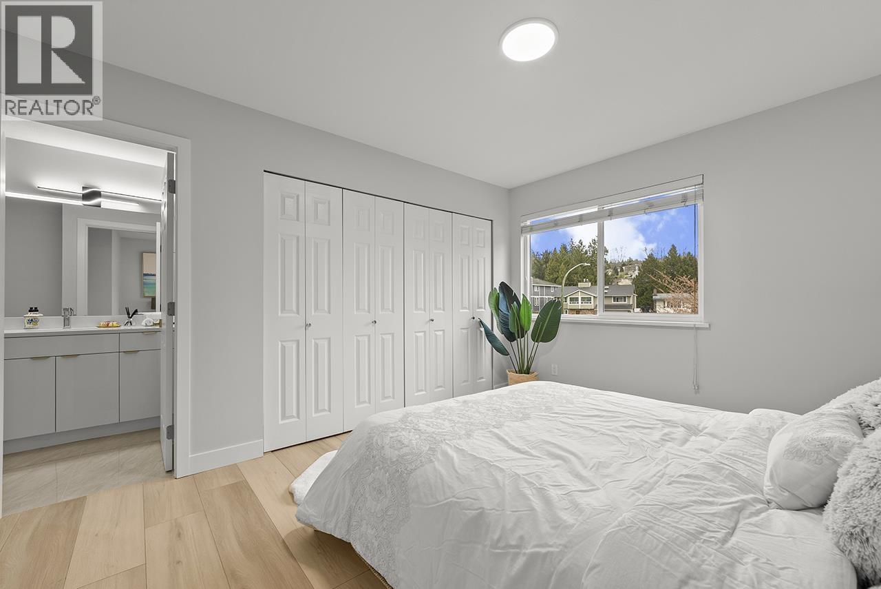 3055 ROTHBURY PLACE, Burnaby