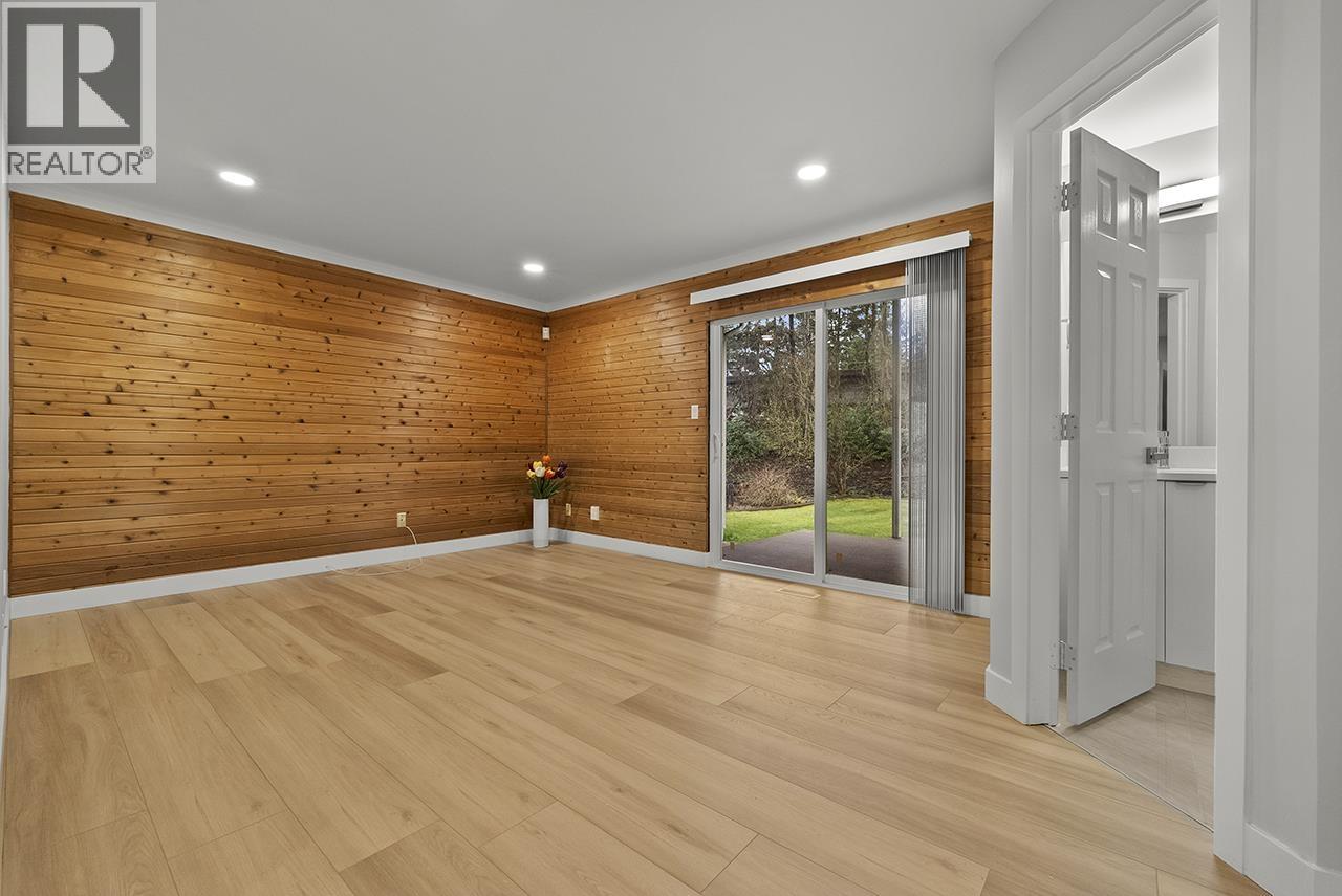 3055 ROTHBURY PLACE, Burnaby