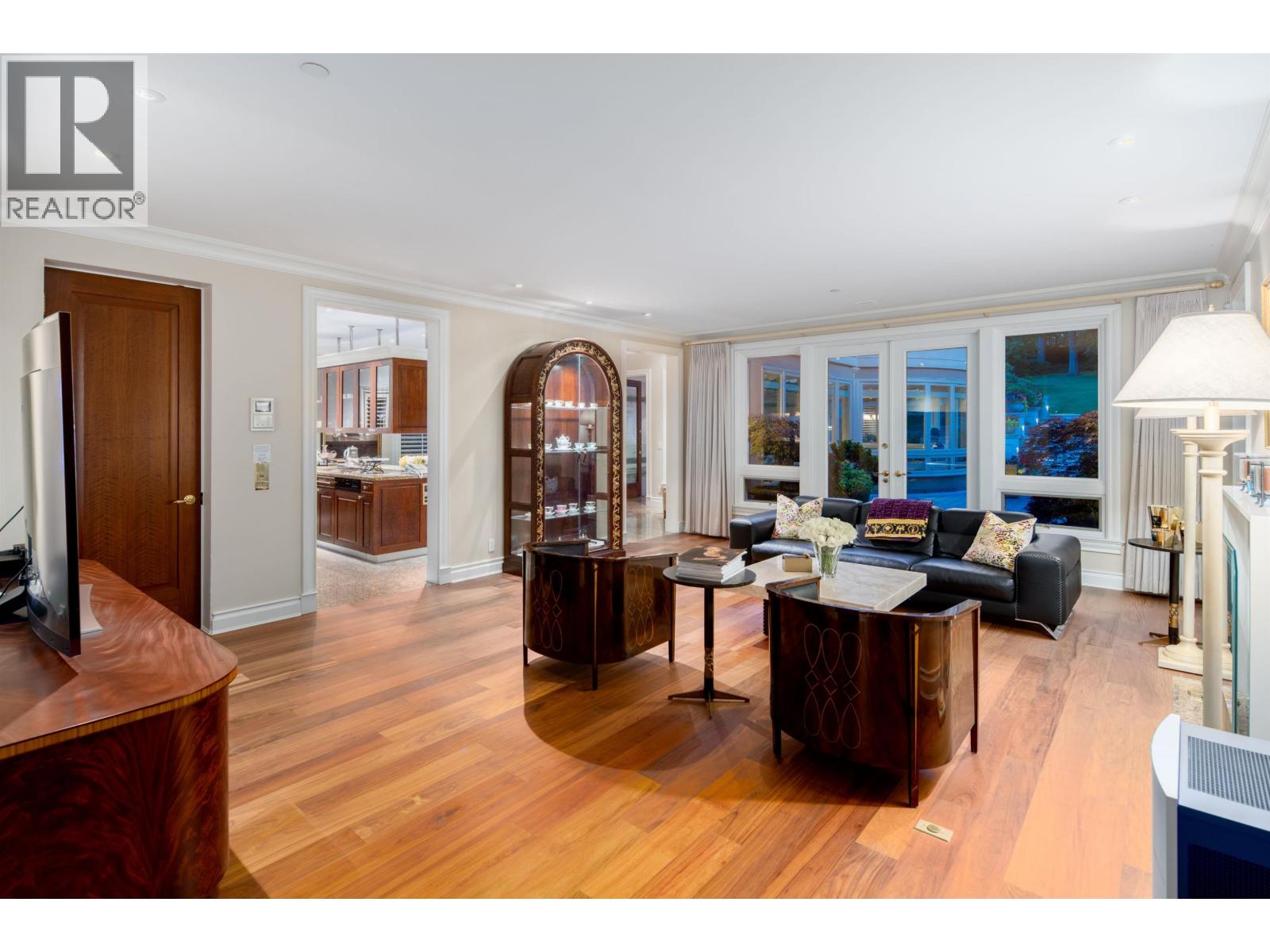 House in Vancouver - Image 11