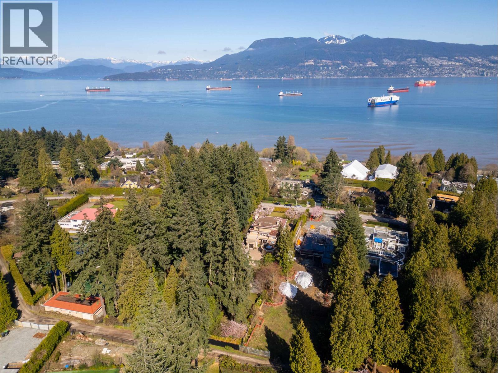 House in Vancouver - Image 22