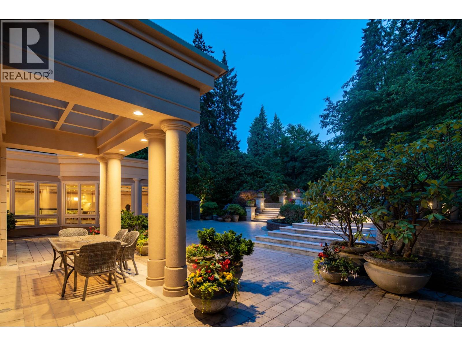 House in Vancouver - Image 27