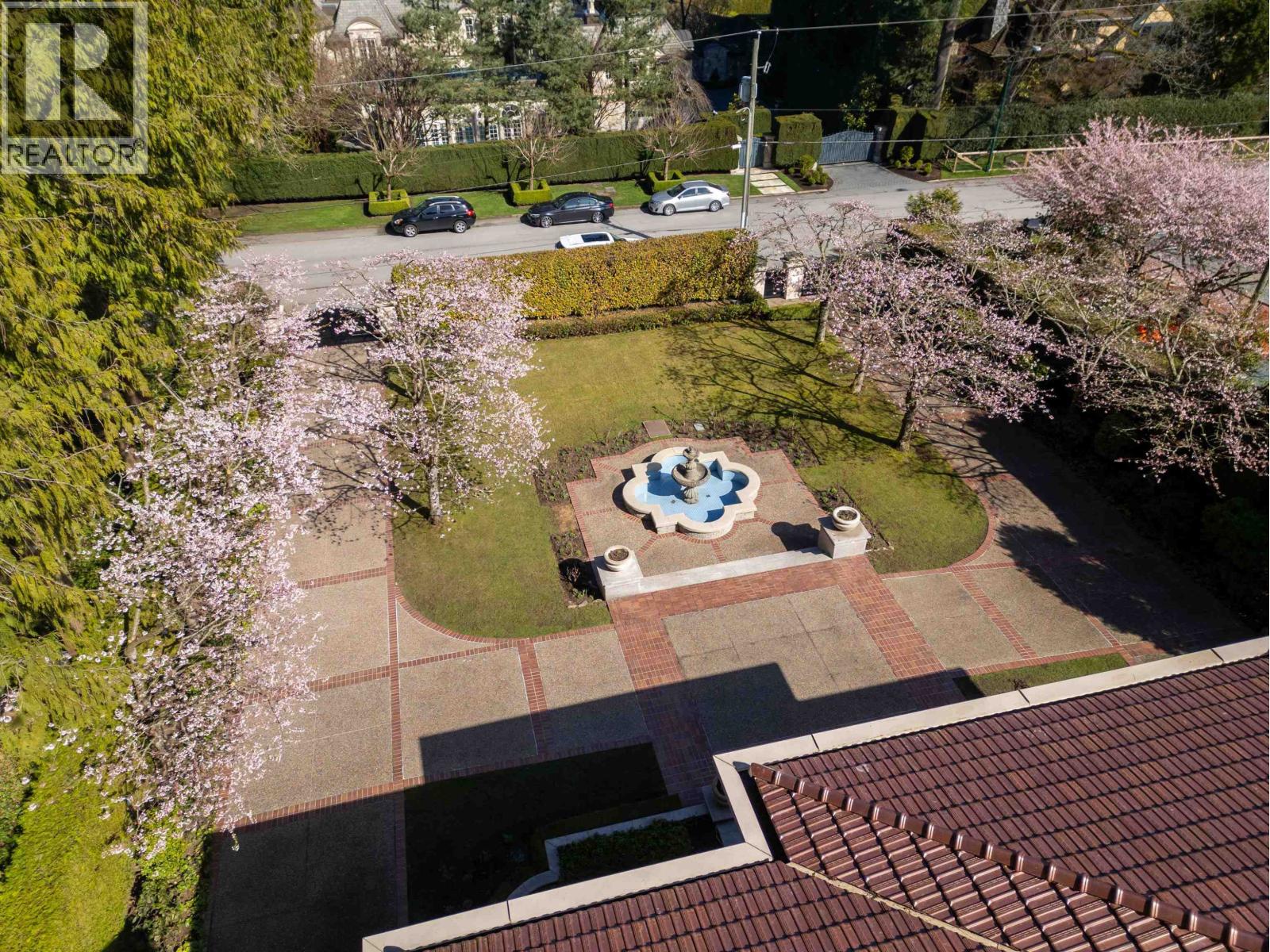 House in Vancouver - Image 28