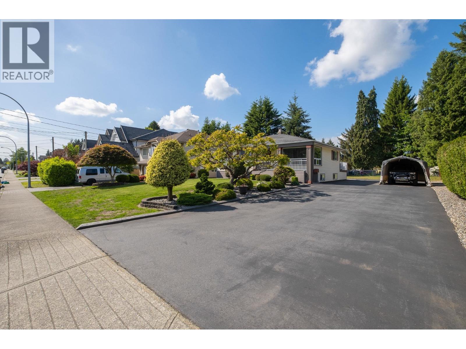 19569 116B AVENUE, Pitt Meadows