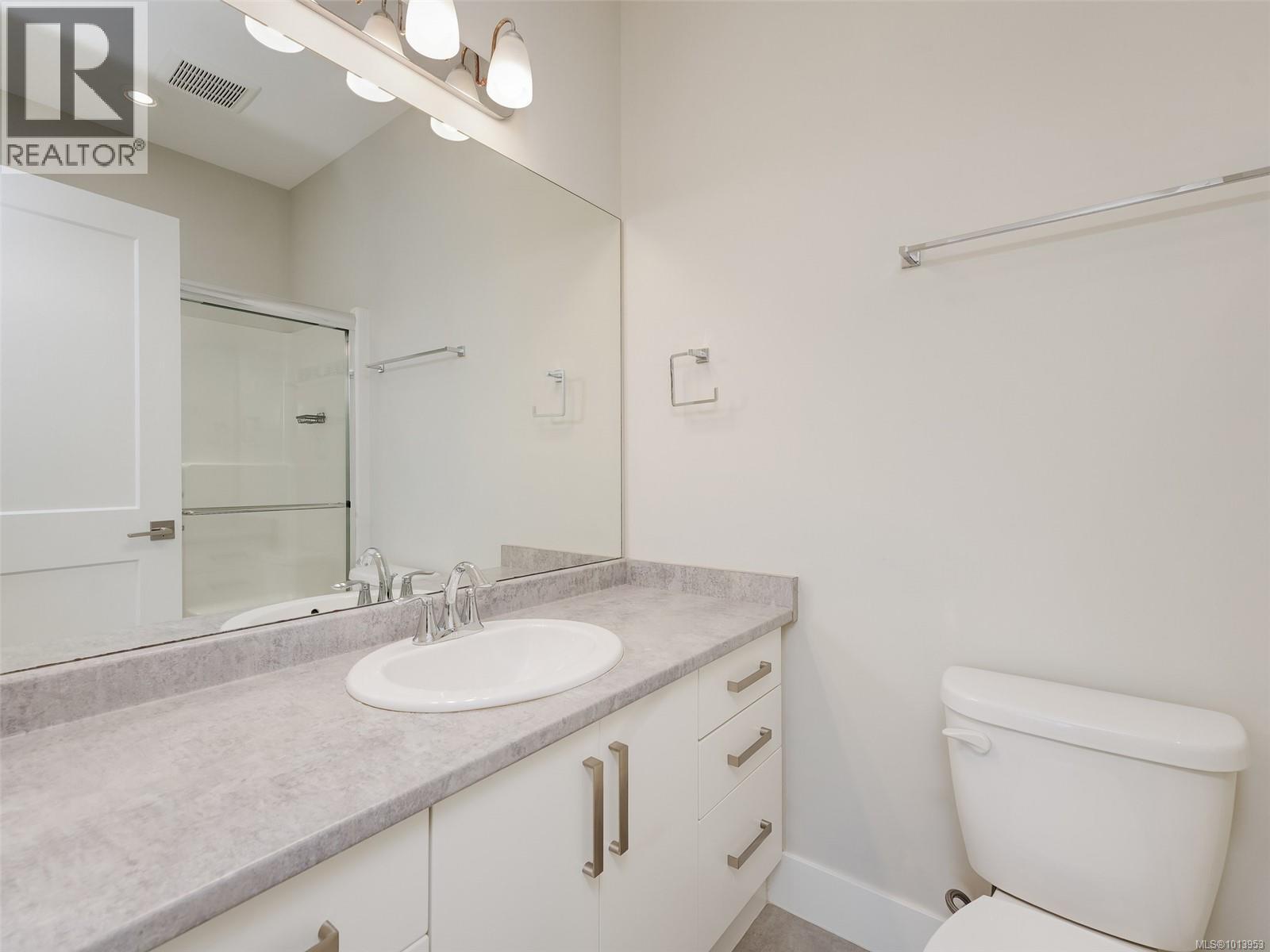 101 2821 Jacklin Rd, Langford