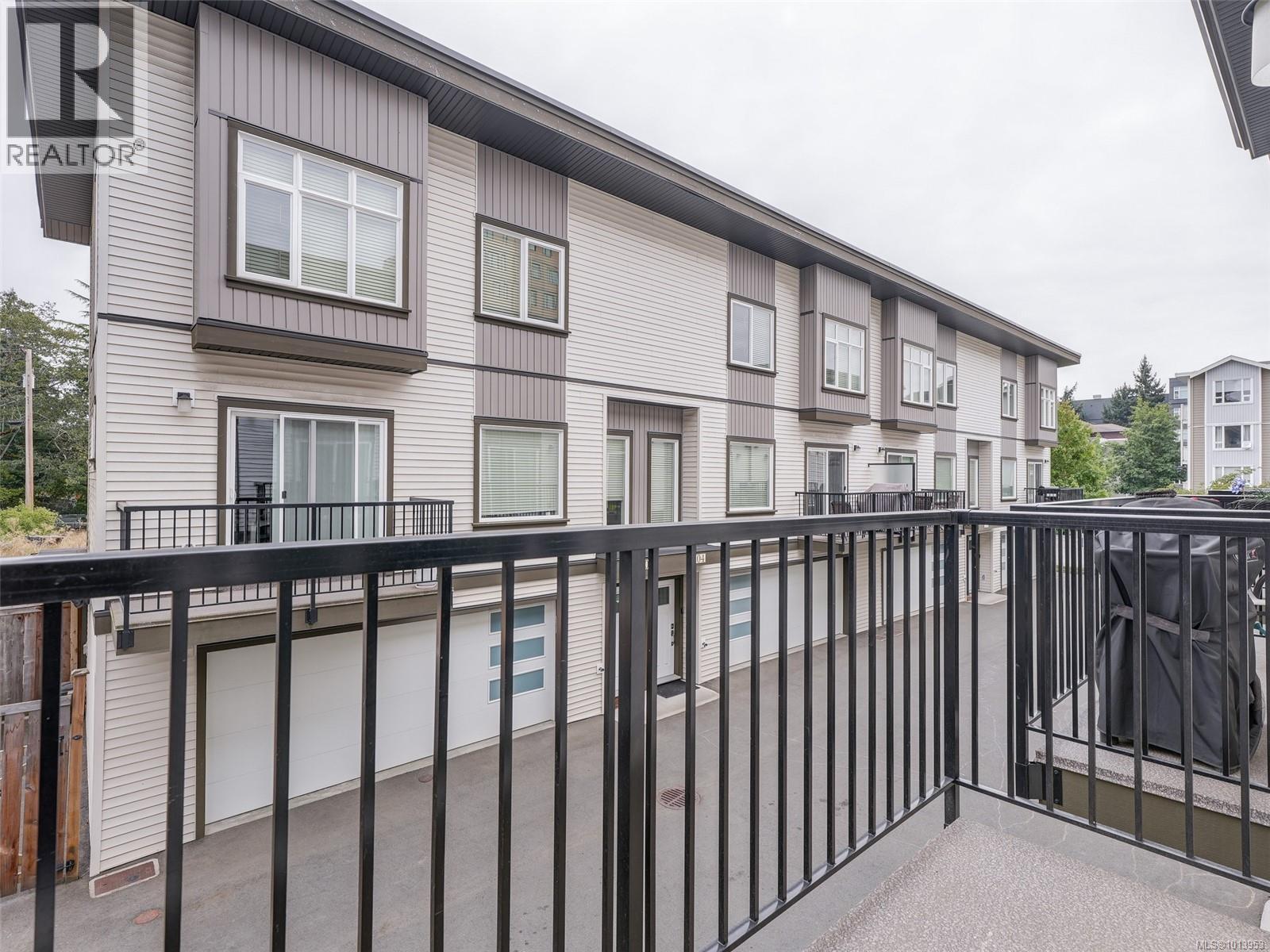 101 2821 Jacklin Rd, Langford