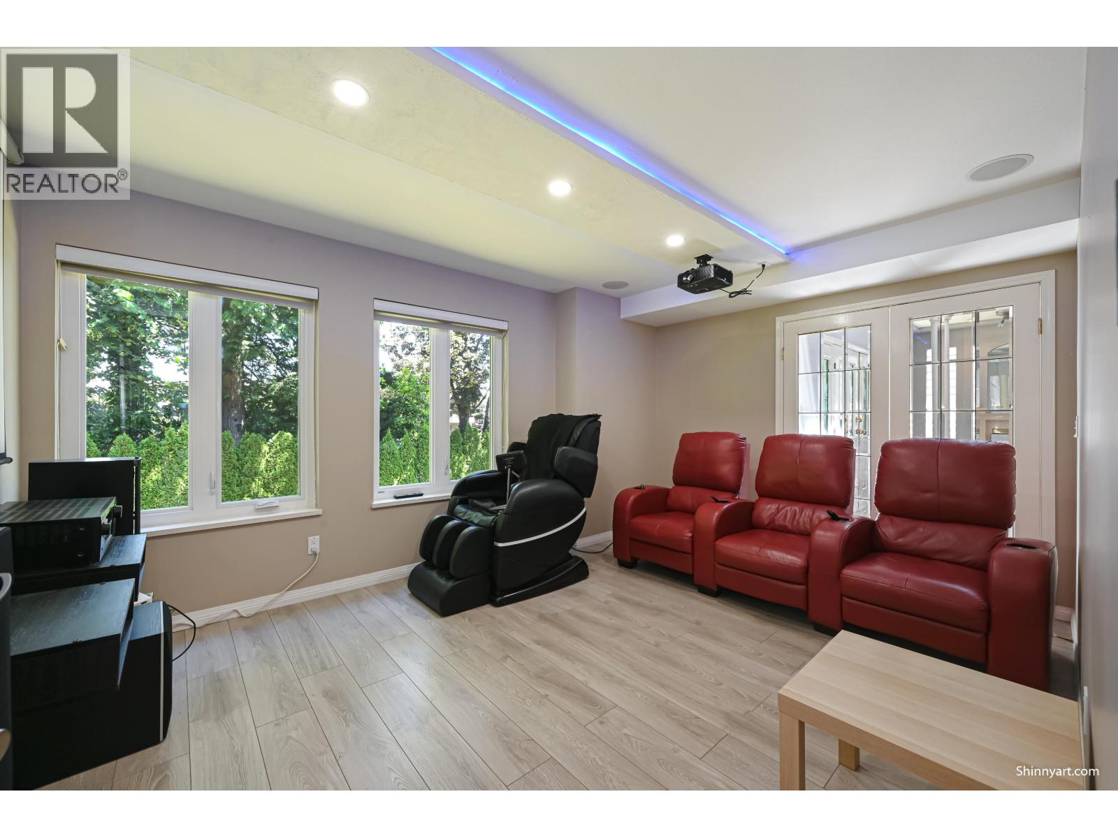 6339 CANADA WAY, Burnaby