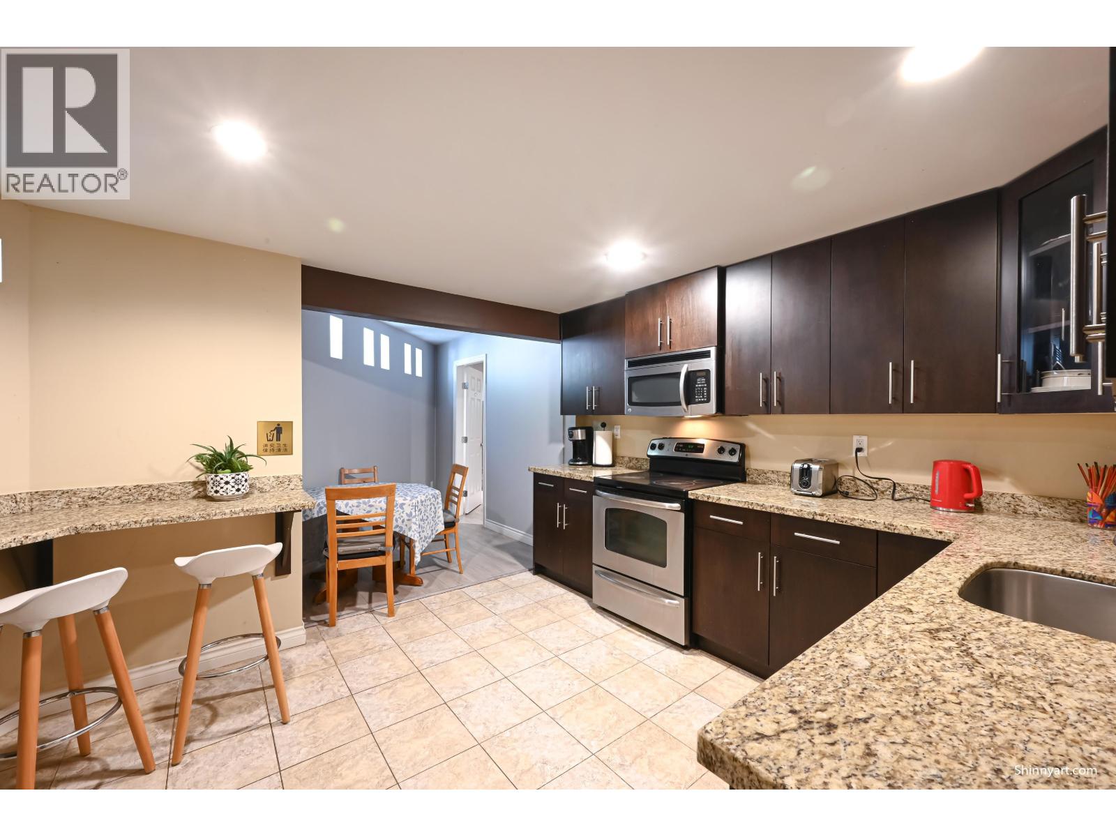 6339 CANADA WAY, Burnaby