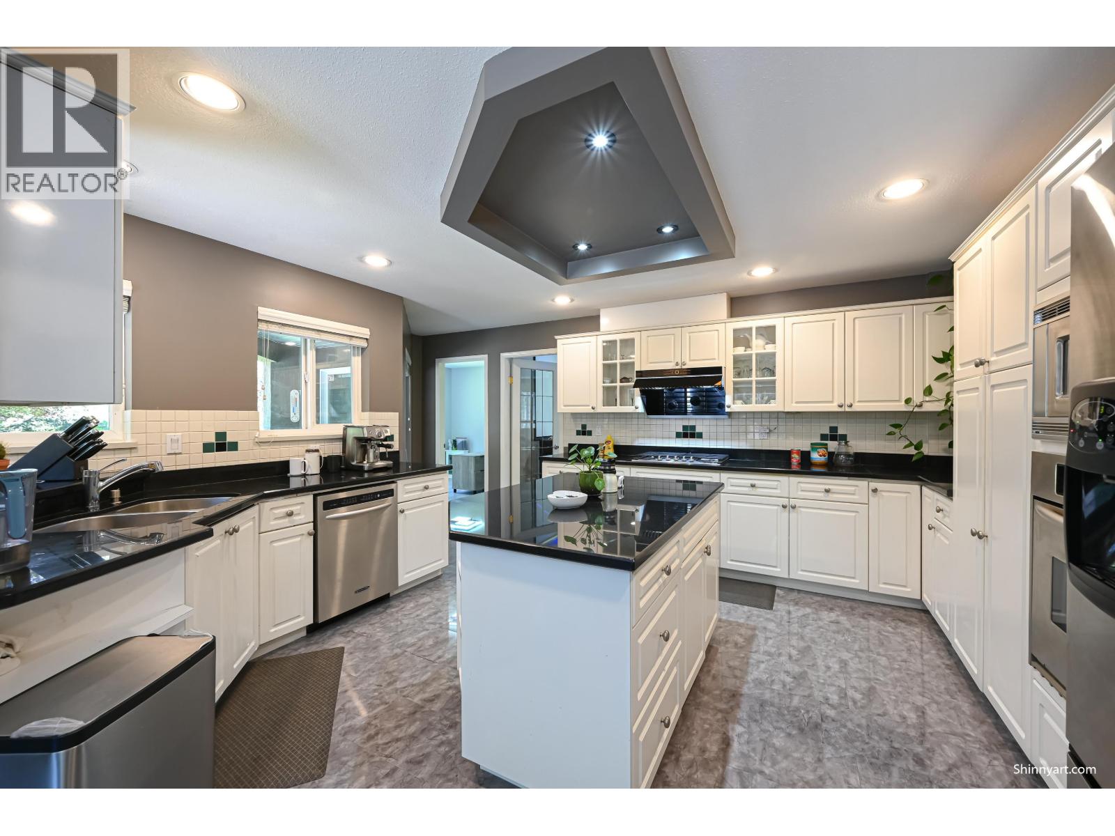 6339 CANADA WAY, Burnaby