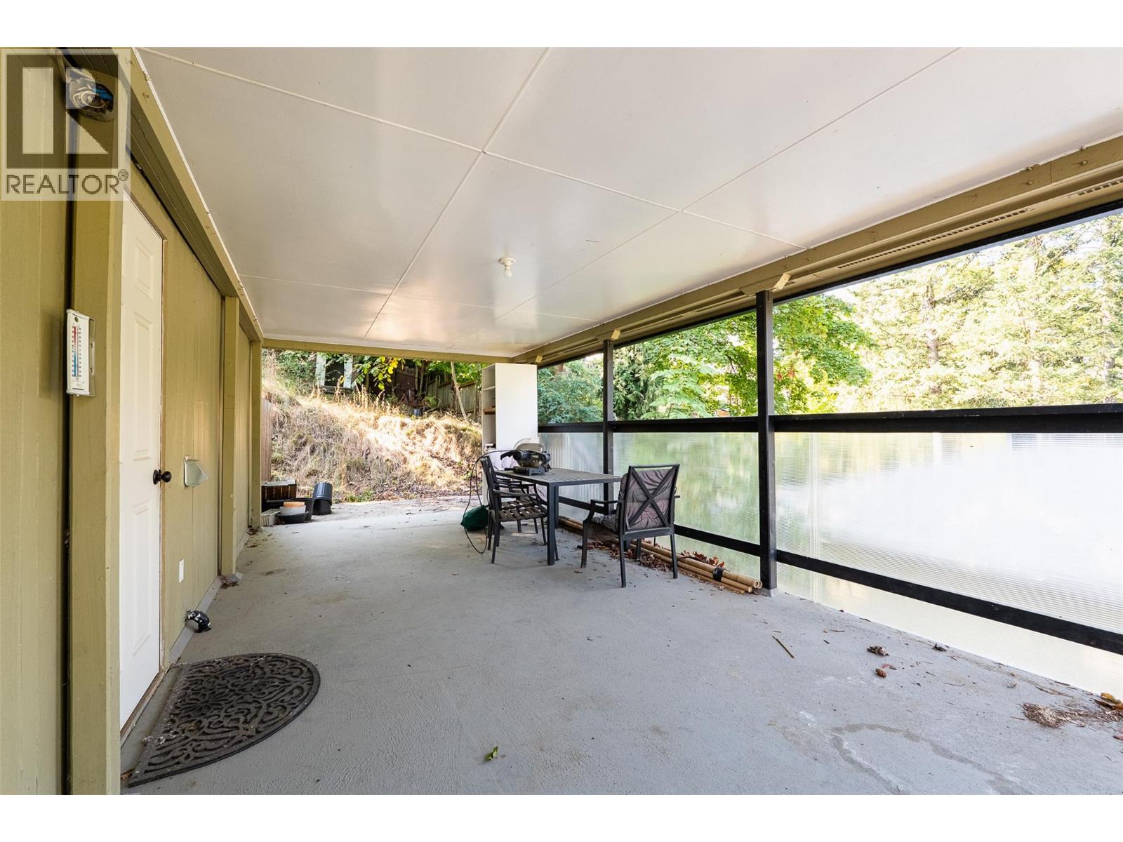 320 CHATHAM Street, Nelson