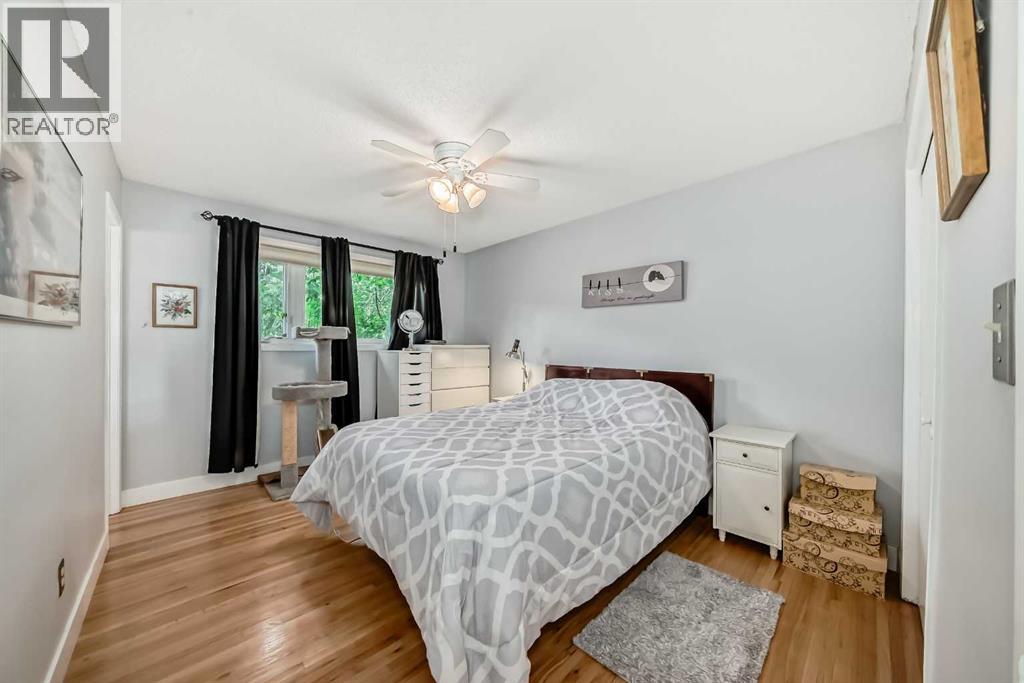 Single Family House Bungalow for Sale in  Hunterston Hill NW Huntington Hills Calgary 