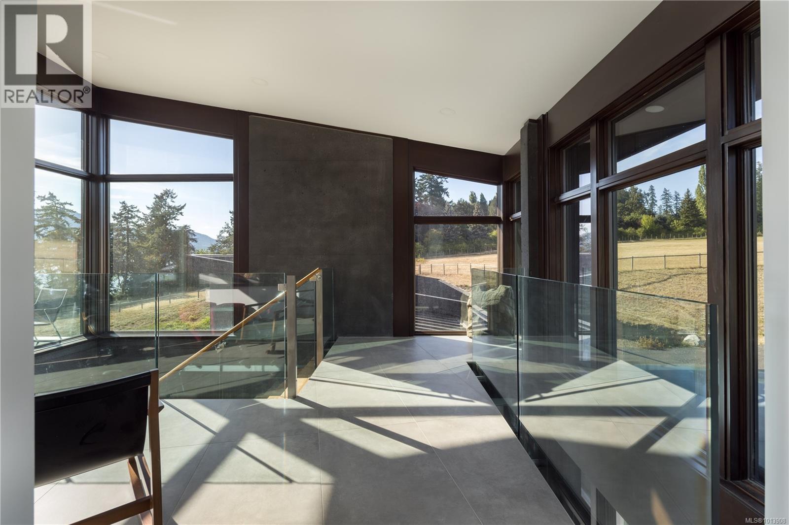  7756 West Saanich Road, Central Saanich