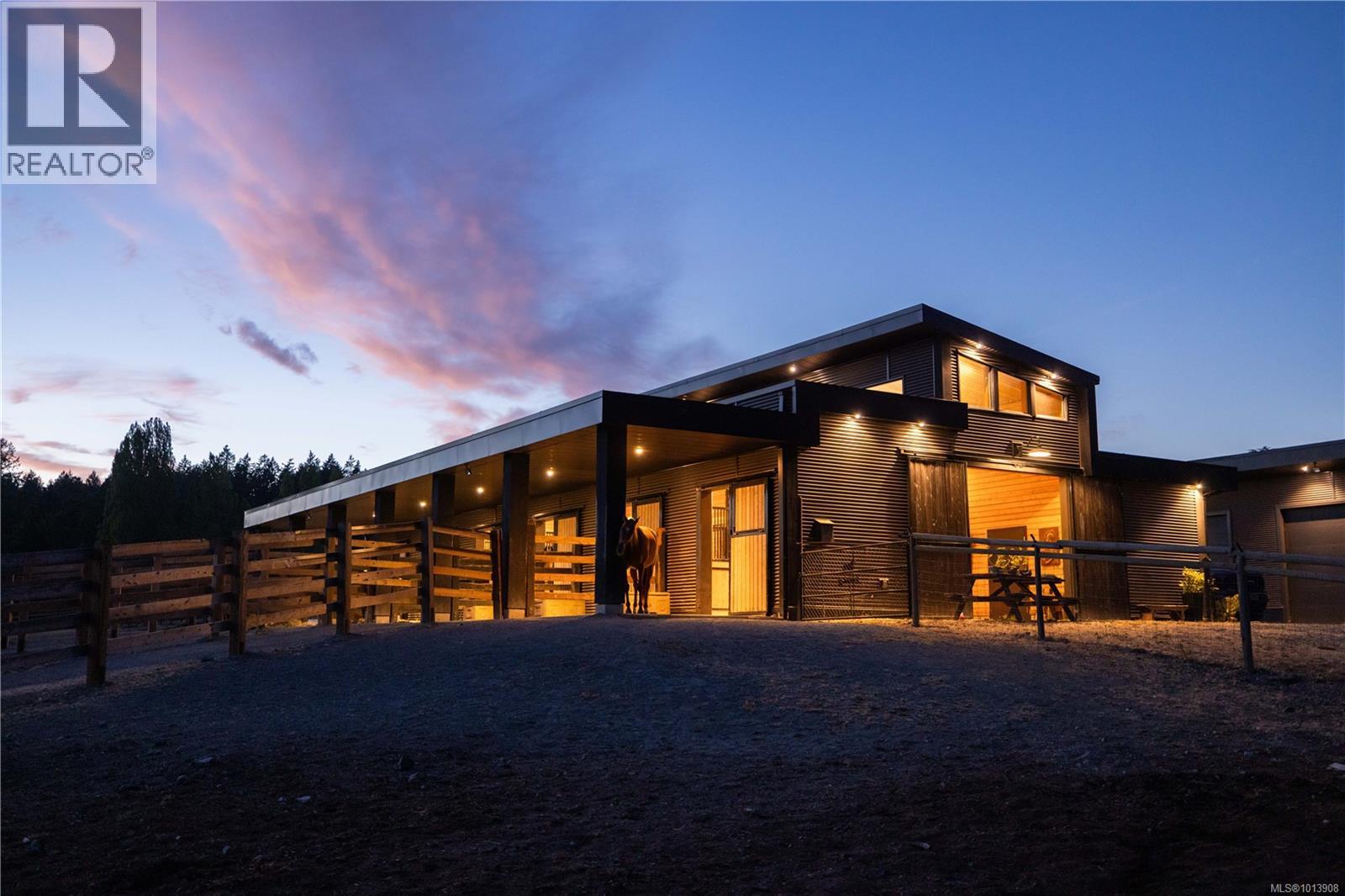  7756 West Saanich Road, Central Saanich