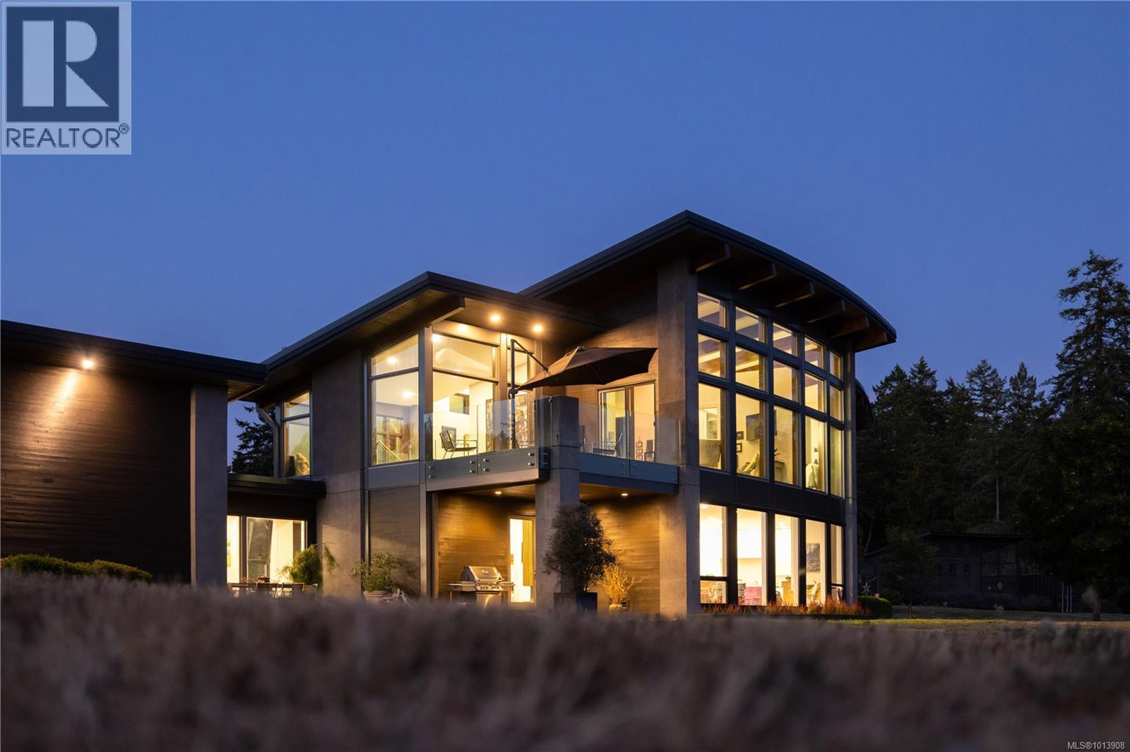  7756 West Saanich Road, Central Saanich