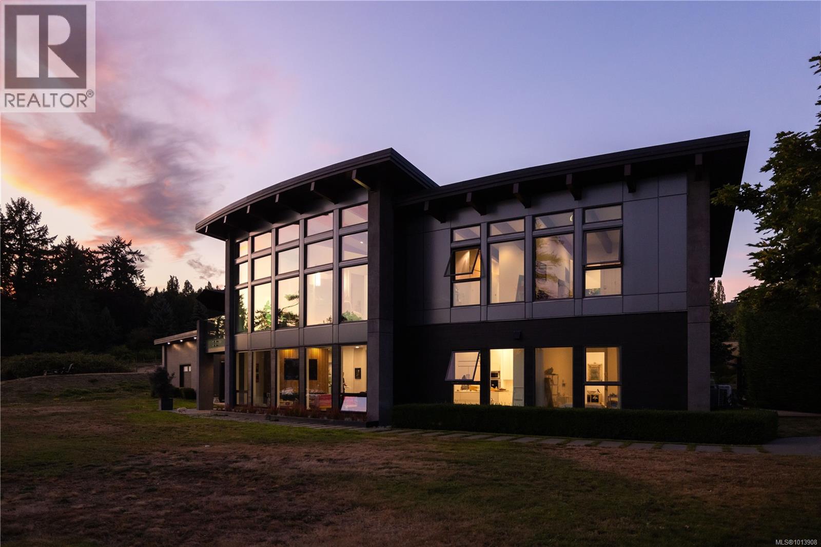  7756 West Saanich Road, Central Saanich