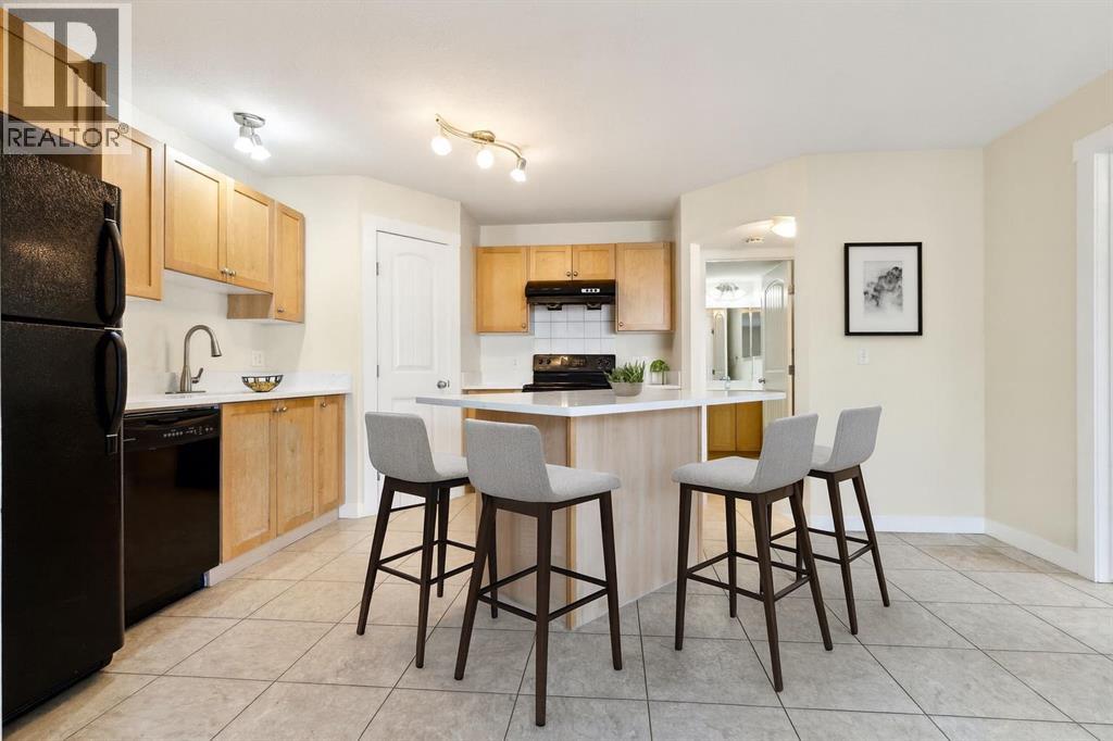 Single Family House for Sale in   Panatella Landing NW Panorama Hills Calgary 