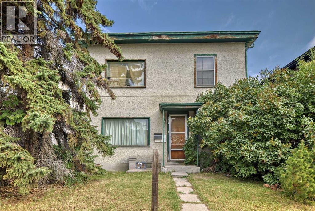 Single Family House for Sale in   Avenue NW West Hillhurst Calgary 