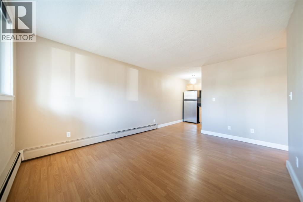 Single Family House for Sale in    Avenue NW Sunnyside Calgary 