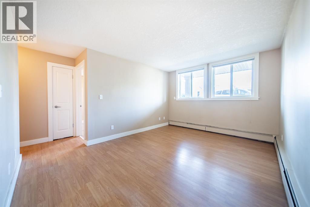 Single Family House for Sale in    Avenue NW Sunnyside Calgary 