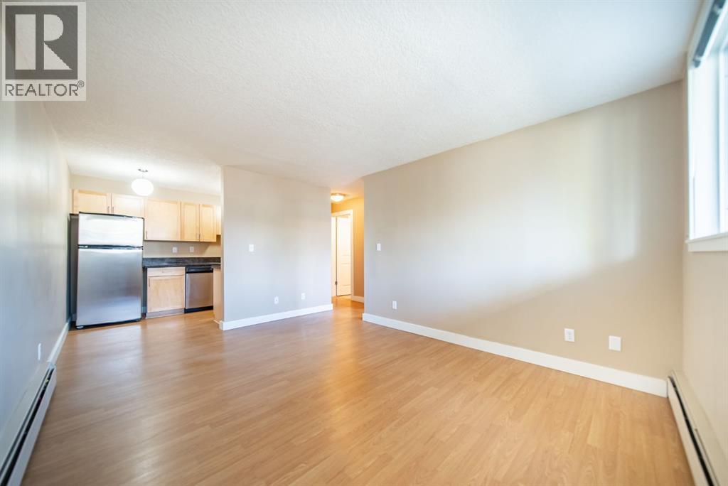 Single Family House for Sale in    Avenue NW Sunnyside Calgary 