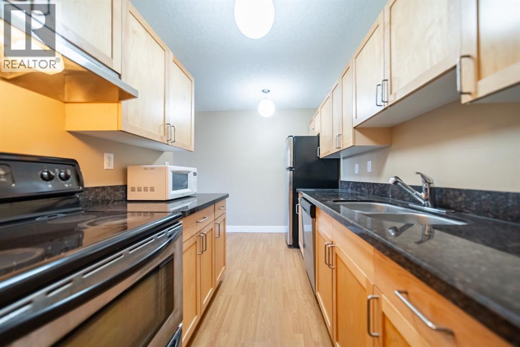 Single Family House for Sale in    Avenue NW Sunnyside Calgary 