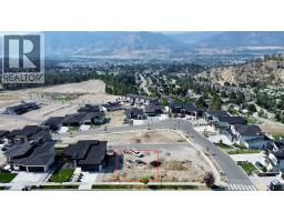  1063 ELK Street, Penticton