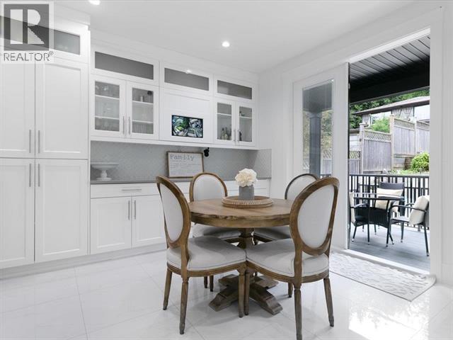 1462 PITT RIVER ROAD, Port Coquitlam