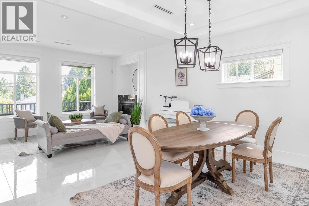 1462 PITT RIVER ROAD, Port Coquitlam